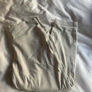 Bone Lululemon leggings